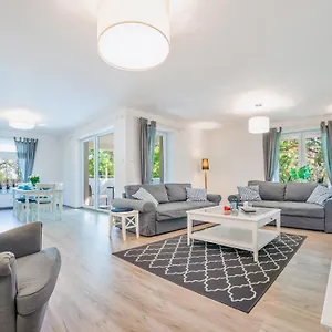 https://apartamenty-sunsnow-polanki.kolobrzeghotels.com