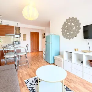 https://apartamenty-sunsnow-sikorskiego.kolobrzeghotels.com