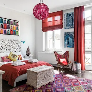 https://lion-apartments-deluxe-rooms.sopothotels.com
