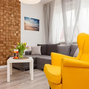 https://jantar-apartamenty-wylotowa.kolobrzeghotels.com